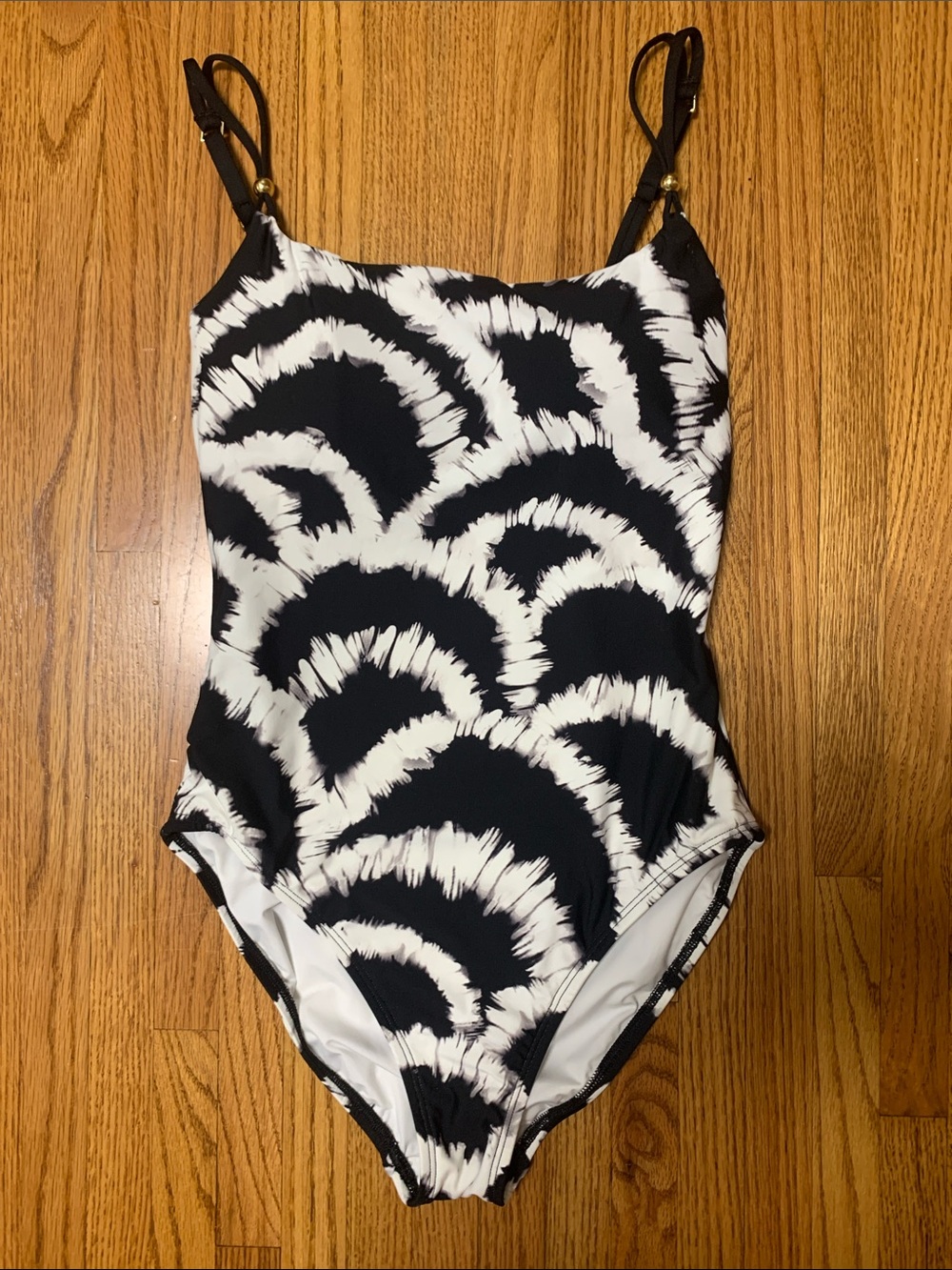 La Blanca swimsuit - woven shadows one piece “woven shadows” black and white